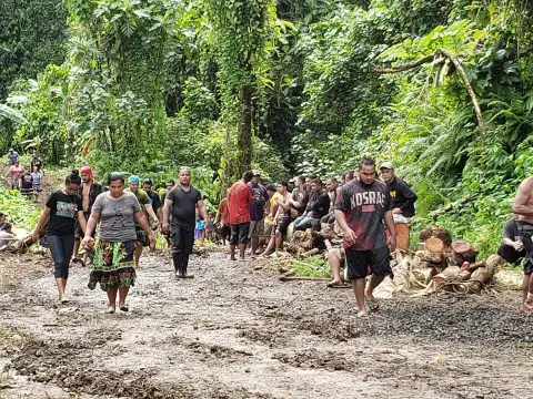 Malemites in Action photo